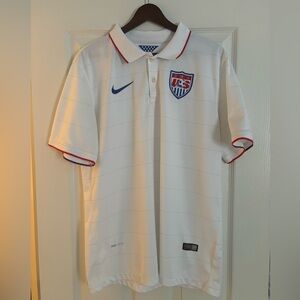 Nike USA Soccer Jersey 14/15 Large